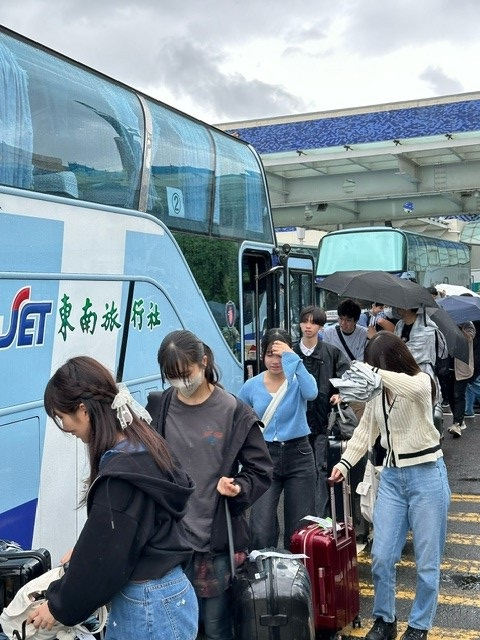 061112 空港着 (4)